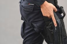 Policías en la mira (imagen ilustrativa) Foto: Walter Moreno/MDZ con Moto G54