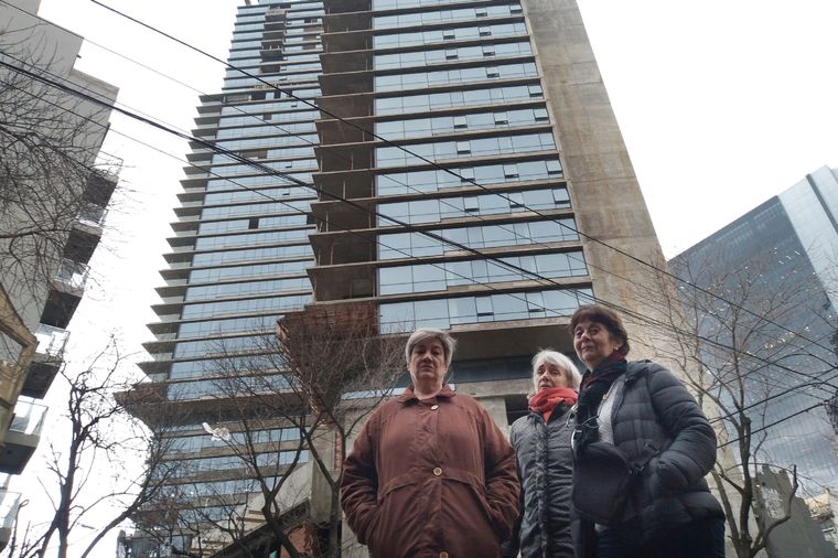 Hay preocupación entre los vecinos de Núñez por la aparición de grietas en sus viviendas Foto: Telam