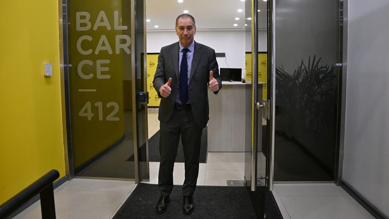 Diego Santilli ingresa en el tramo final de su gira con los gobernadores.