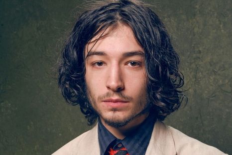 Foto: https://wipy.tv/ezra-miller-seria-despedido-de-la-saga-de-fantastic-beasts/