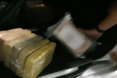 Algunos de los 171 paquetes de droga incautados en el operativo policial en Madrid. Foto: Policia Nacional de España
