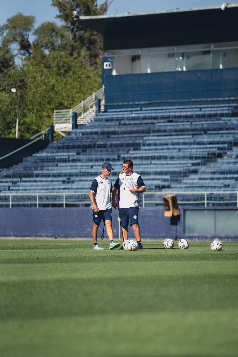 Berti esperó por la evolución de uno de sus jugadores titulares pero finalmente deberá hacer una variante.&nbsp;