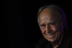 Joan Manuel Serrat brindó una extensa y amena conferencia de prensa en la Nave UNCuyo.&nbsp;