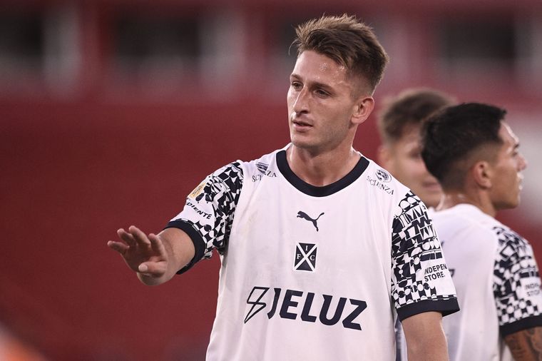 Matías Giménez Rojas seguirá su carrera en Argentinos Juniors. Matías Giménez Rojas seguirá su carrera en Argentinos Juniors.