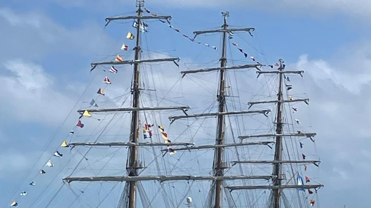 La Fragata Libertad inició su viaje: qué países visita y cuándo regresa