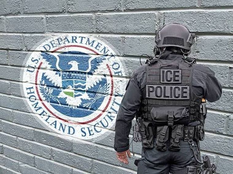 ICE agentes