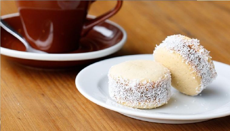 Los alfajores de maicena son un clásico de la repostería argentina de todos los tiempos. Foto: Instagram @ninina.arg
