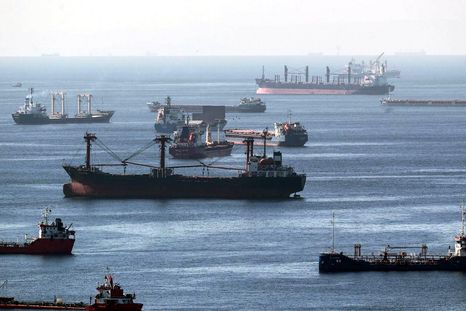Un buque mercante con bandera de Rusia fue atacado en el mar Negro. Foto Efe