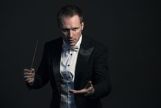 El director de 46 años nacido en Río de Janeiro dirigirá la Orquesta de la UNCuyo hasta 2025