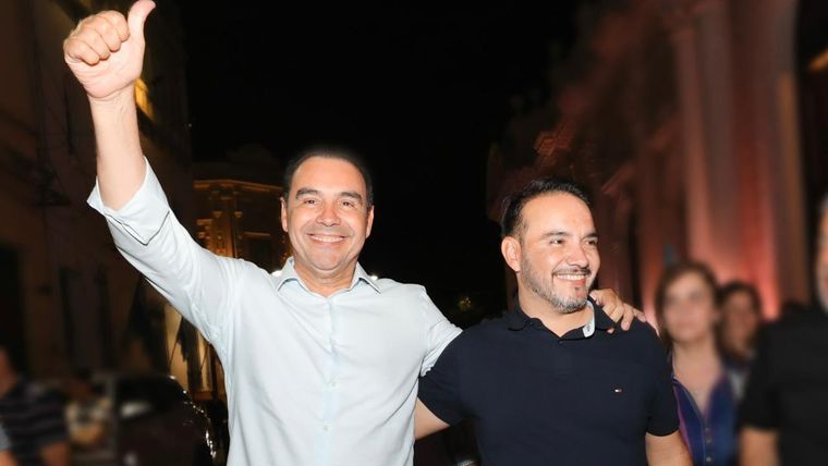 En Corrientes, la gobernación quedó en familia: asumió Juan Pablo Valdés