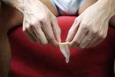 Mycoplasma genitalium, la poco conocida enfermedad sexual que podría convertirse en la nueva superbacteria