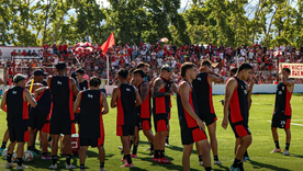 El inicio de la pretemporada de Huracán Las Heras a puertas abiertas. El inicio de la pretemporada de Huracán Las Heras a puertas abiertas.