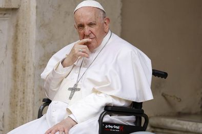 MDZol | En marzo del 2013 irrumpe en la Iglesia el Papa Francisco, que de lejos llegó a Roma e invitó a todos desde la fraternidad universal a vivir ese y este tiempo y este mundo como la casa común de todos Foto: EFE