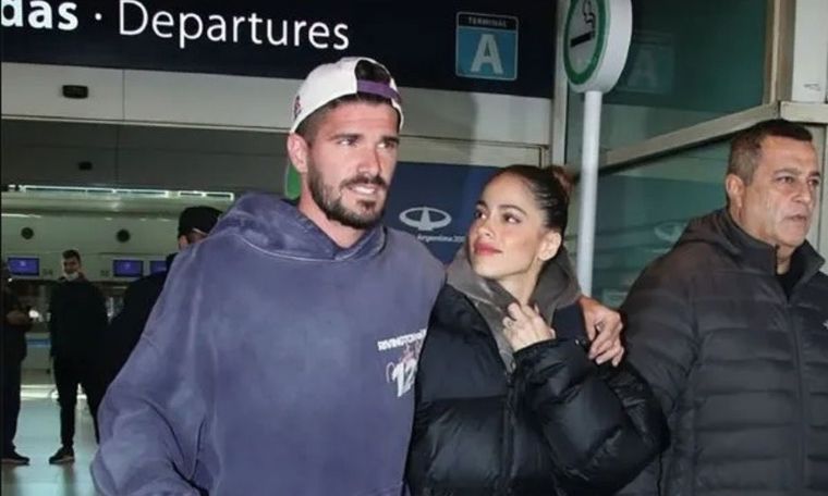 Rodrigo de Paul le dedicó su primera declaración de amor a Tini Stoessel. El futbolista subió la primera foto junto a la cantante en Instagram.