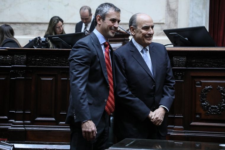 El jefe de Gabinete, Guillermo Francos, y el presidente de la Cámara de Diputados, Martín Menem, encabezarán la reunión con los representantes de los bloques dialoguistas. Foto: X (@GAFrancosOk)