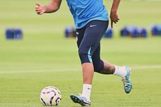 El defensor fue consultado sobre el retorno del mediocampista al club. Foto: Instagram @reece