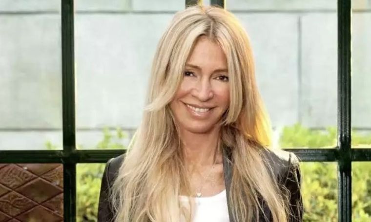 Cris Morena comenzó su carrera artística a los 17 años La prestigiosa cazatalentos arrancó como imagen de una marca de ropa