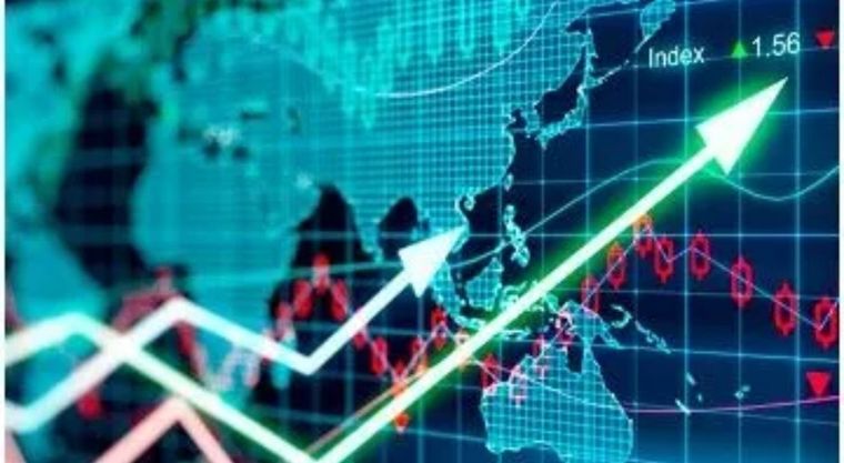 Los bonos soberanos atraen a los inversores tras conocerse que el Gobierno va a intervenir para contener al dólar, consolidando un mercado en modo bullish.