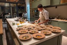 El chef Augusto García, un ícono de la gastronomía local, será una de las estrellas del evento.