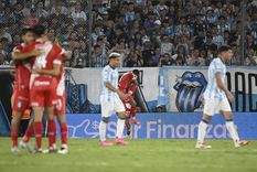 Racing cayó ante Argentinos Juniors en el Cilindro. Foto: Fotobaires