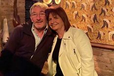 Patricia junto a su pareja, cenan en Mendoza. Foto: Instagram @patobullrich