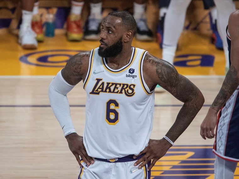 LeBron jugó un partidazo pero no alcanzó Foto: EFE