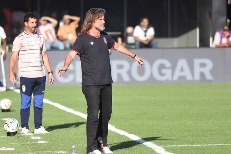 Ruben Darío Insua apuntó contras las polémicas del arbitraje en Barracas-Gimnasia.
