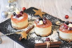 El cheesecake es un clásico de la repostería norteamericana. En esta reversión se simplifica para hacer en 5 minutos. 