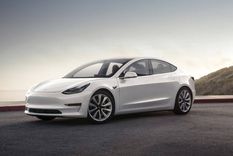 tesla bajara el precio de sus autos: ¿cuanto costaran?