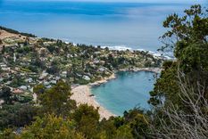 Las playas de Chile combinan aguas limpias, paisajes cuidados y entornos ideales para disfrutar el verano con tranquilidad.