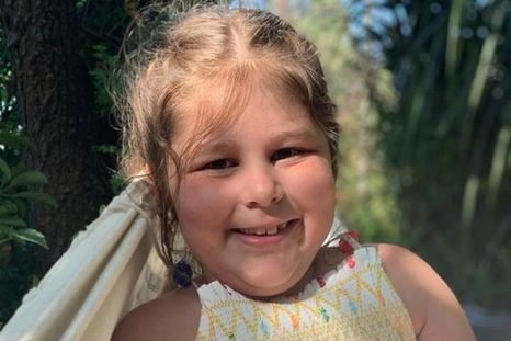 A raíz de la medicación se la nota muy feliz, dijo el padre de Catalina. La niña tiene atrofia muscular espinal y sólo accedió a la nueva terapia, Spinraza, después de un juicio.