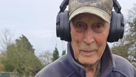 Dave Derby comenzó a usar detectores de metales en la década de 1960, después de descubrir una moneda de la época georgiana.