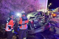 Un camión de carga internacional chocó con dos vehículos SUV Foto: Los Andes Online Chile