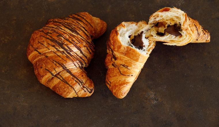 Receta de croissant rellena de Nutella, la perdición