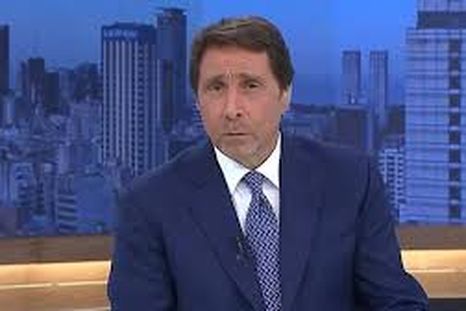 Eduardo Feinmann habló tras la agresión que le cruzó Marcelo Peretta a la salida de Radio Mitre. Foto: captura de video A24. Eduardo Feinmann habló tras la agresión que le cruzó Marcelo Peretta a la salida de Radio Mitre. Foto: captura de video A24.