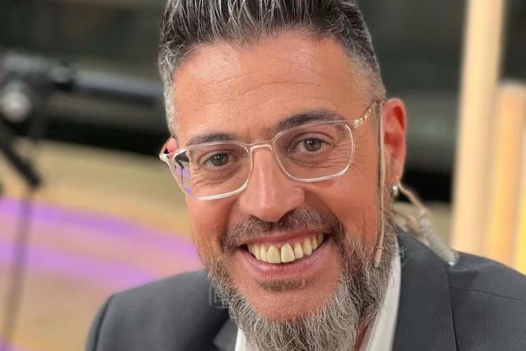 El comunicador contó detalles sobre lo que hace cuanto no tiene ropa interior limpia. El comunicador contó detalles sobre lo que hace cuanto no tiene ropa interior limpia.