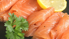 Cómo preparar salmón ahumado fresco: receta paso a paso Cómo preparar salmón ahumado fresco: receta paso a paso