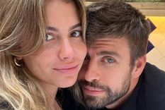 Al juzgado: Gerard Piqué y Clara Chía apuntan contra un reconocido periodista Gerard Piqué y Clara Chía Martí empezaron a salir en 2022 públicamente. Foto: https://noticias.caracoltv.com/entretenimiento/clara-chia-no-mantendria-relacion-con-los-hijos-de-gerard-pique-por-que-rg10