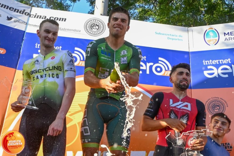 Cobarrubia ganó la segunda etapa consecutiva. Foto: Vuelta de Mendoza