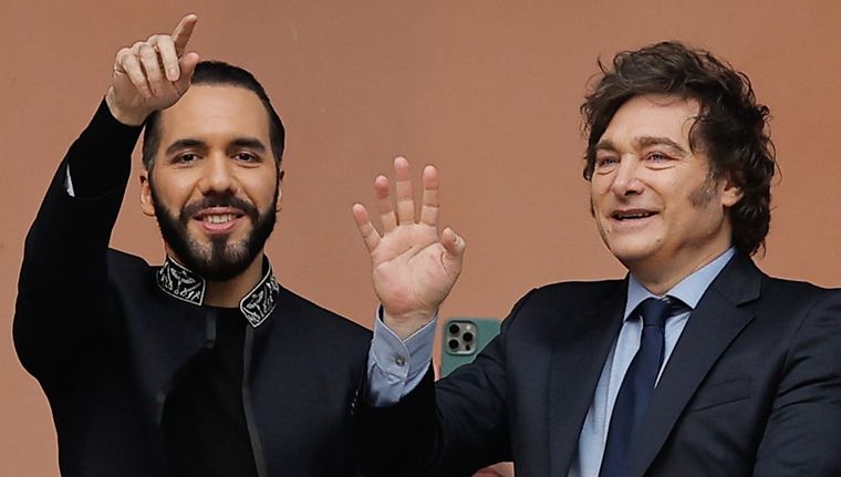 Nayib Bukele y Javier Milei son dos personas clave para el diagramado de la nueva derecha en Latinoamérica Foto: EFE