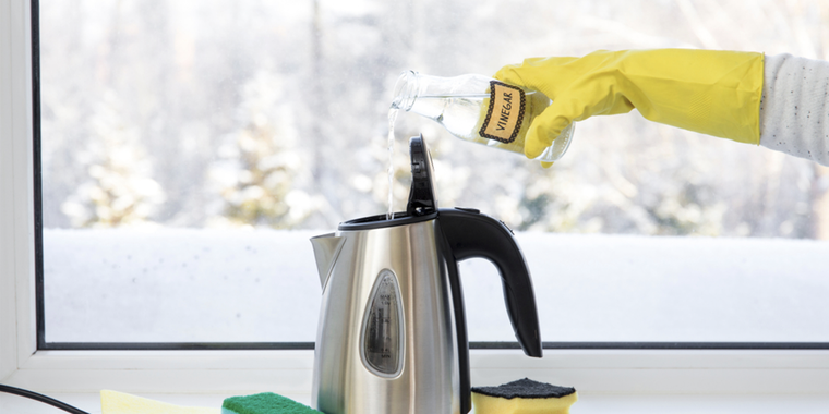 El activo de acidez del vinagre puede remover el sarro de los electrodomésticos Foto: Shutterstock