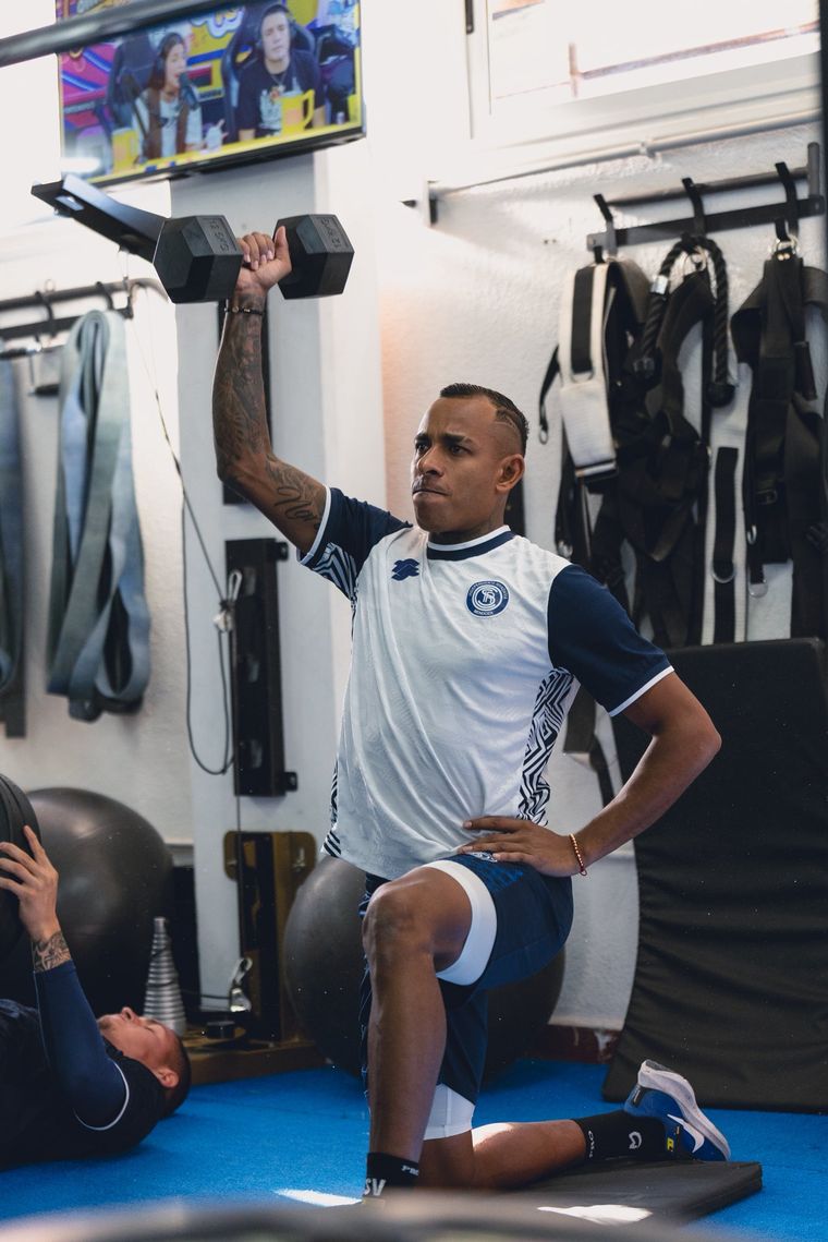 Sebastián Villa, en la sesión de gimnasio de este jueves en la Ciudad Deportiva de la Lepra. Sebastián Villa, en la sesión de gimnasio de este jueves en la Ciudad Deportiva de la Lepra.