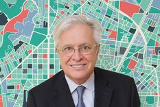 Joan Clos: Los barrios cerrados son el fracaso de la utopía urbana