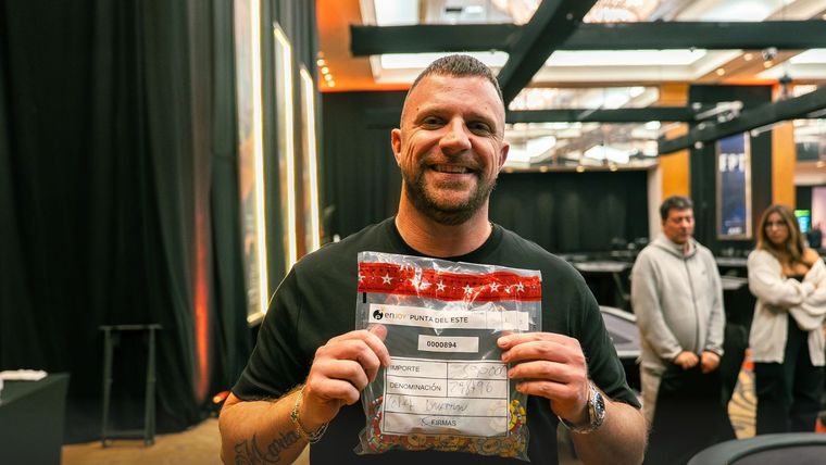 El gran premio que se llevó el hermano de Maxi López en el póker. El gran premio que se llevó el hermano de Maxi López en el póker.