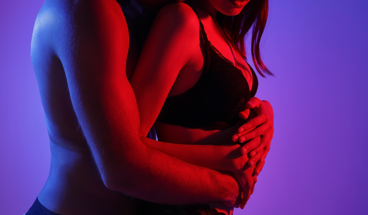 Si un amigo o amigas es infiel a su pareja, ¿yo también voy a serlo? Esto dice la ciencia.