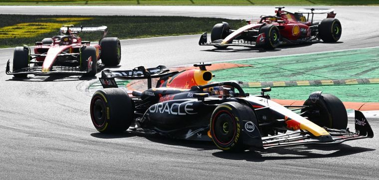 Siempre Verstappen: el de Red Bull alcanzó 10 victorias consecutivas tras ganar en Monza Foto: EFE