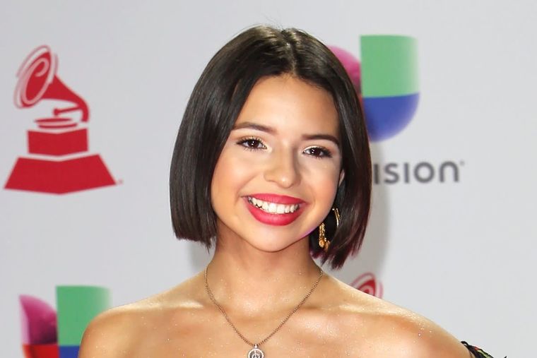 Ángela Aguilar es una gran fashionista. Foto: Mundo Hispánico - mundohispanico.com