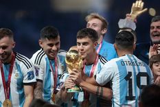 La Joya contó el momento que vivió tras alzar la Copa del Mundo. Foto: EFE