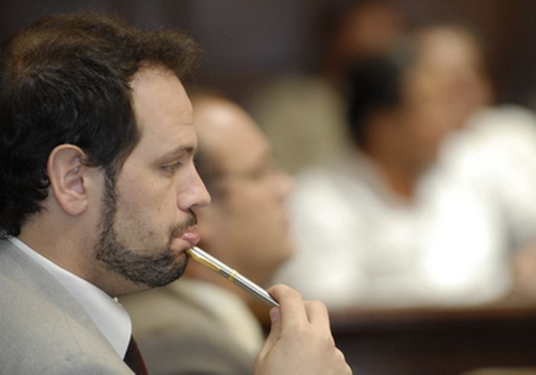 El vicegobernador preocupado por dejar de presidir CIMENTARQ S.A. su empresa constructora Foto: Marcelo Ruiz / MDZ