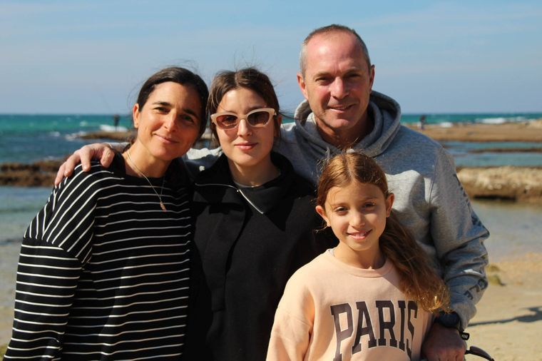 Natalio junto a su familia viven en la zona centro del país. Foto: Foto: Gentileza